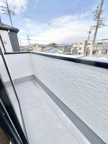 【仲介手数料無料／中川区】Terrechez名古屋市中川区打中3期　全3棟　新築戸建②のバルコニー