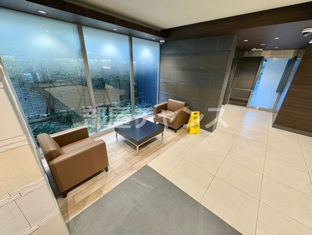 アドバンス名古屋モクシーのロビー