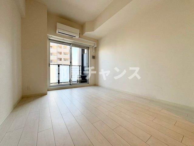 アドバンス名古屋モクシーの居間・リビング