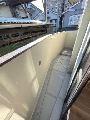 メゾンド売布のバルコニー|暖かな日差しのふりそそぐバルコニー