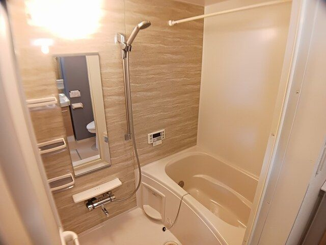 メゾン・ジョワエイトの浴室