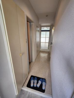 嵯峨野レジデンスの内装|玄関から～