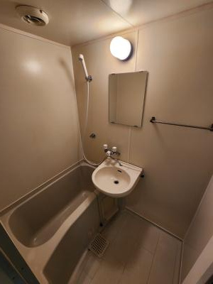 嵯峨野レジデンスの浴室