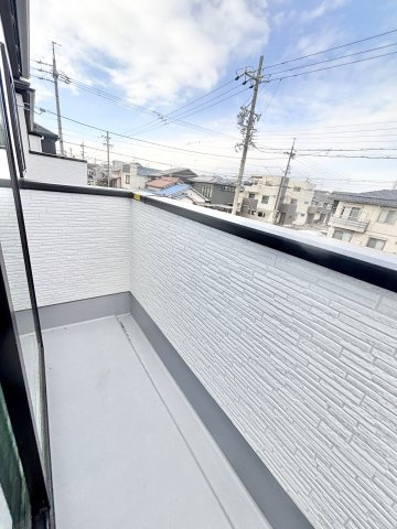 【仲介手数料無料／中川区】Terrechez名古屋市中川区打中3期　全3棟　新築戸建③のバルコニー