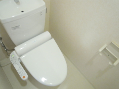 【トイレ】 | Ｔ’ｓ garden高円寺 | 温水洗浄便座付きトイレ。