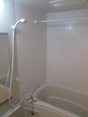 【浴室】 | ヴァン・ヴェールＢ | お風呂です