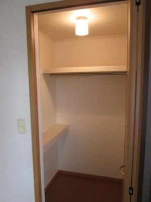 【収納】 | ヴァン・ヴェールＢ | こまごまとしたものを収納できそうですね