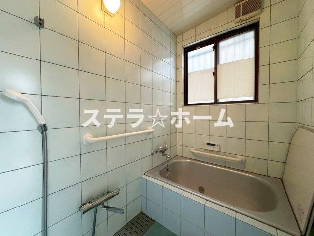 今津北5 中古戸建の浴室|ゆったり過ごせるお風呂です