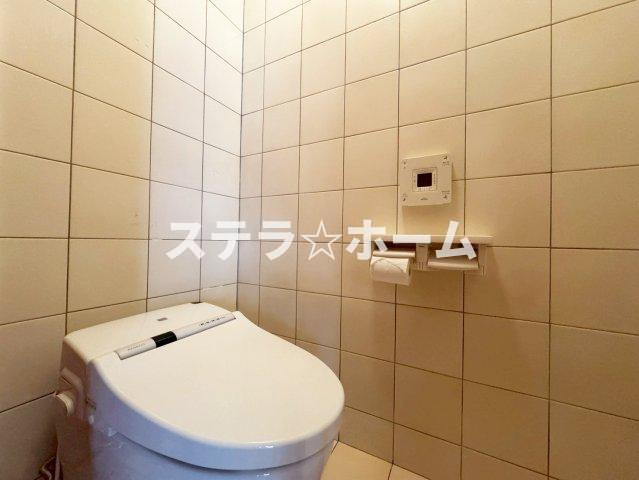 今津北5 中古戸建のトイレ|ゆったりとした空間のトイレです