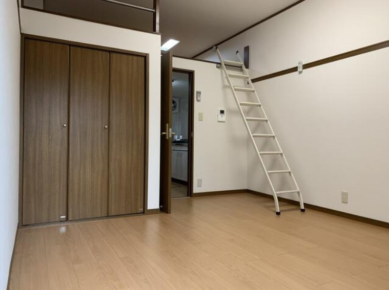 NM.Nハウスの居間・リビング