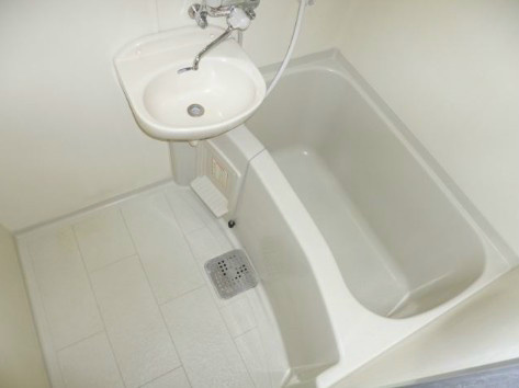 NM.Nハウスの浴室