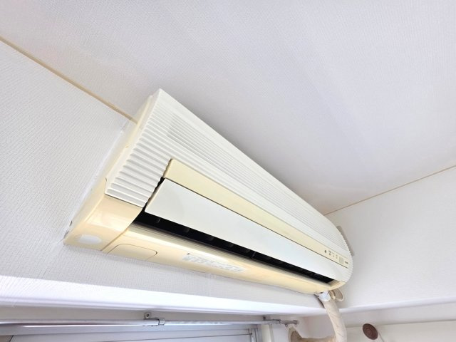 【設備】 | 白樺マンション | エアコン
