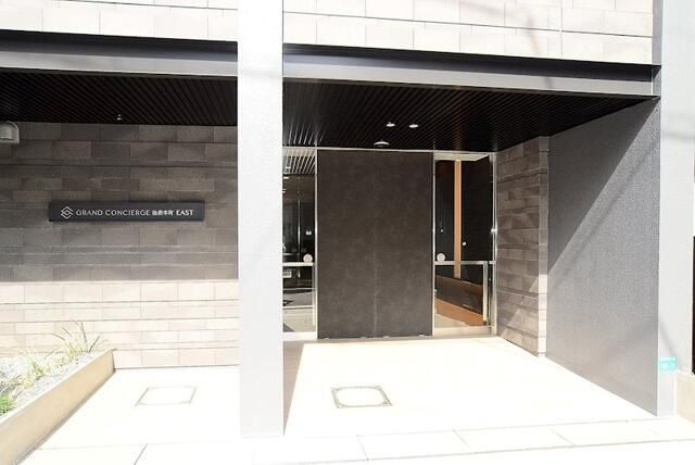 グランドコンシェルジュ池袋本町イーストのエントランス