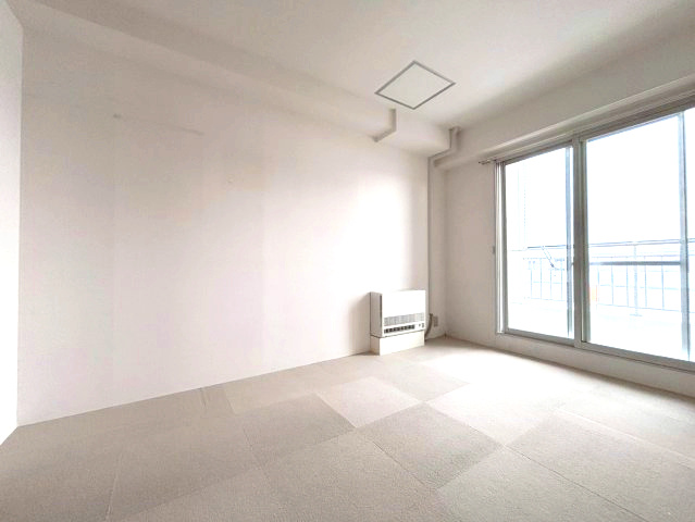 ロイヤルシャトー新札幌の洋室