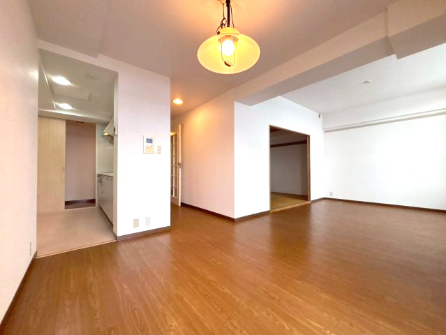 ロイヤルシャトー新札幌の居間・リビング