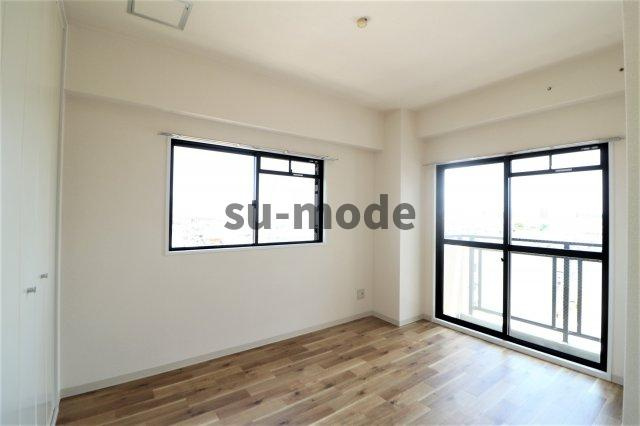 パルコートの洋室