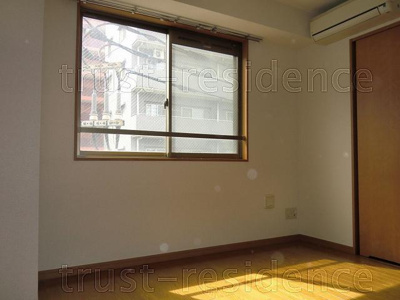 【設備】 | Peaceful Court 菊川 | 洋室