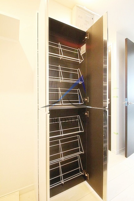 アクティ氷川台の収納|シューズボックスです。