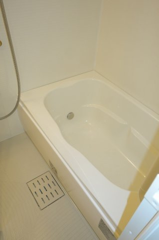 コンフォリア・リヴ板橋の浴室