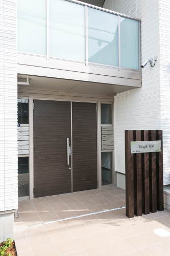 WingⅢ花園のエントランス