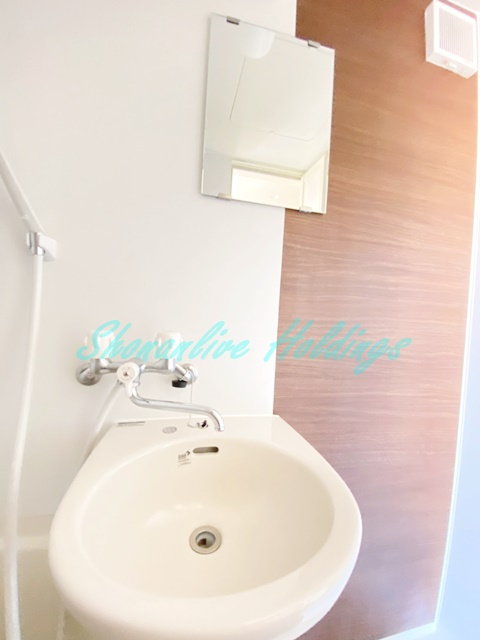 ミラベル三春町の洗面所|鏡付き洗面台♪