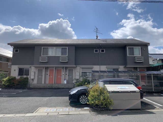 ルミエールの駐車場