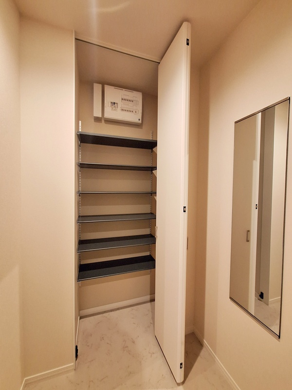 ＭＡＩＳＯＮ　ＮＯＢＥＬ　Ｂｅｓｓｈｏの玄関