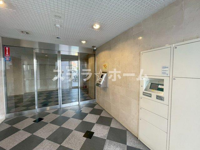 サンクタス豊中上野坂のエントランス|ゆとりのあるエントランスです