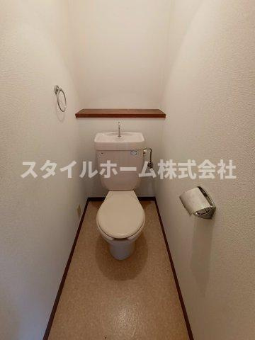 ゴールデンハウス小坂井のトイレ