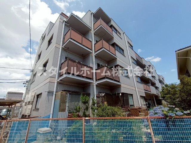 ゴールデンハウス小坂井の外観