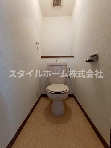 ゴールデンハウス小坂井のトイレ