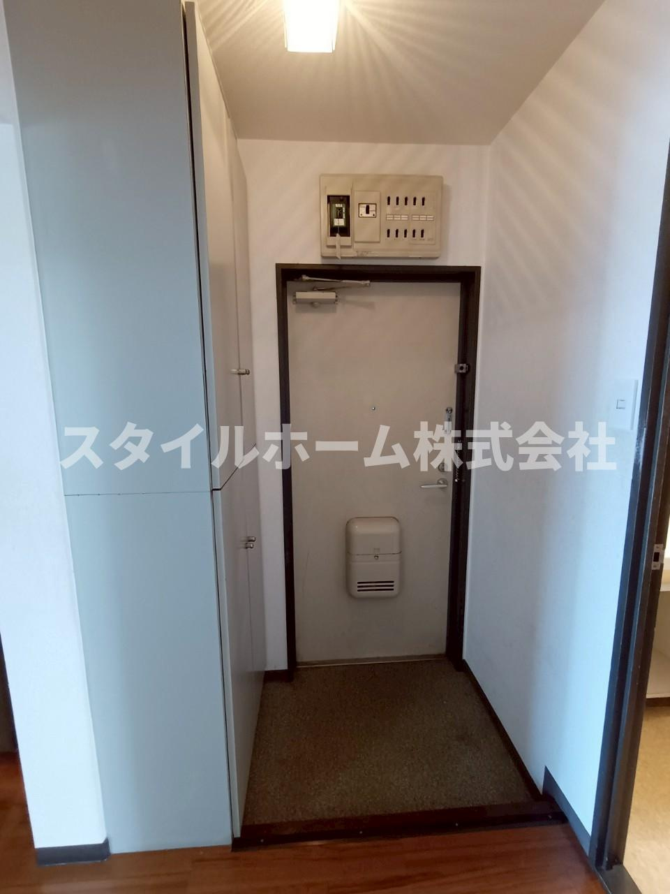 ゴールデンハウス小坂井の玄関