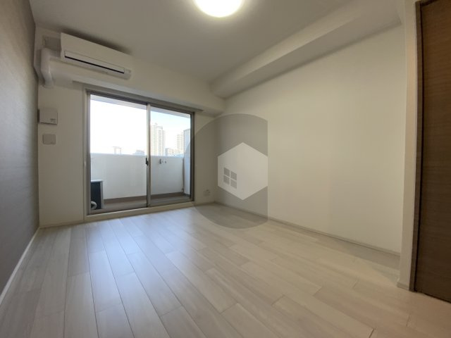 ラドゥセール荒本の居間・リビング