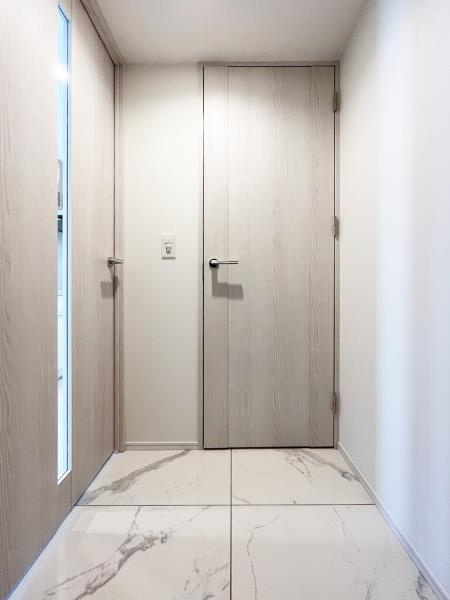 ＢｒｉｌｌｉａＴｏｗｅｒ堂島の玄関