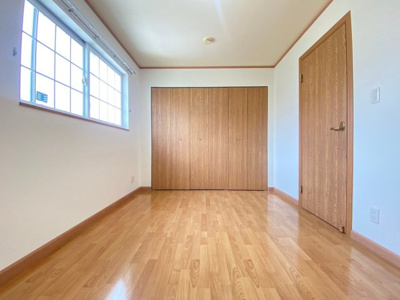 【洋室】 | ヴィラージュ刀根山Ⅱ番館