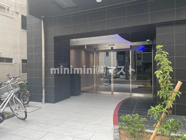 大阪市浪速区日本橋東１丁目の賃貸マンションのエントランス