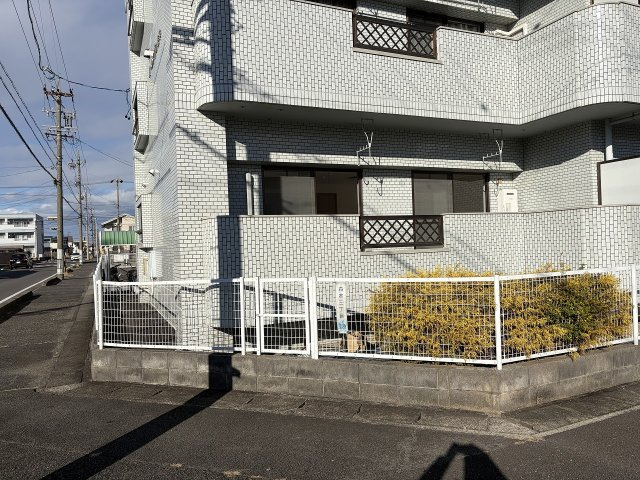 【外観】 | 一宮市森本３店舗・事務所 | 外はこのようになっています