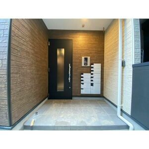 【エントランス】 | LE COCON 岩倉