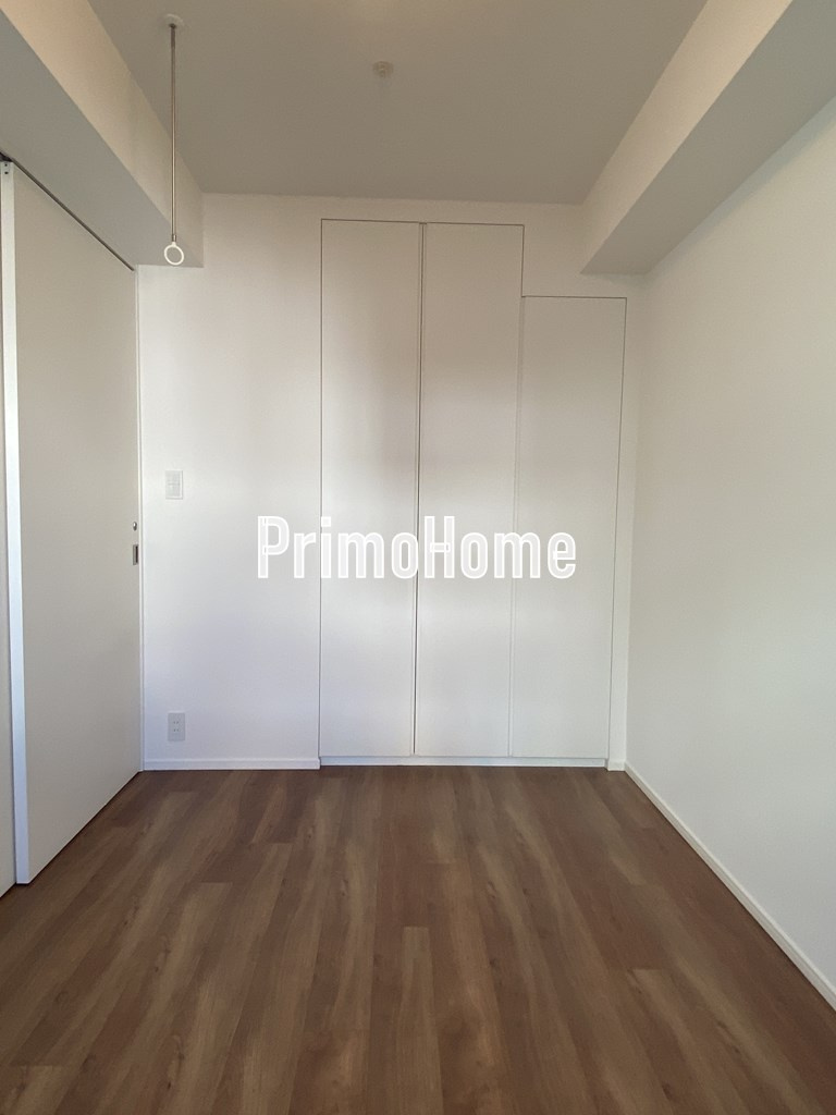 プラウドフラット外神田の洋室