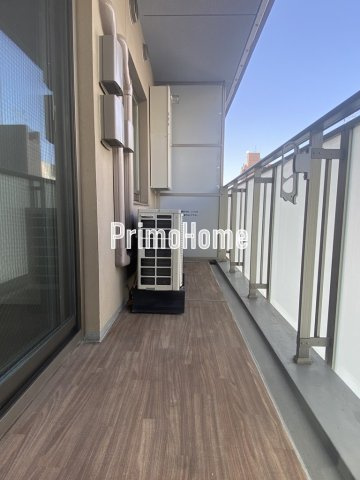 プラウドフラット外神田のバルコニー