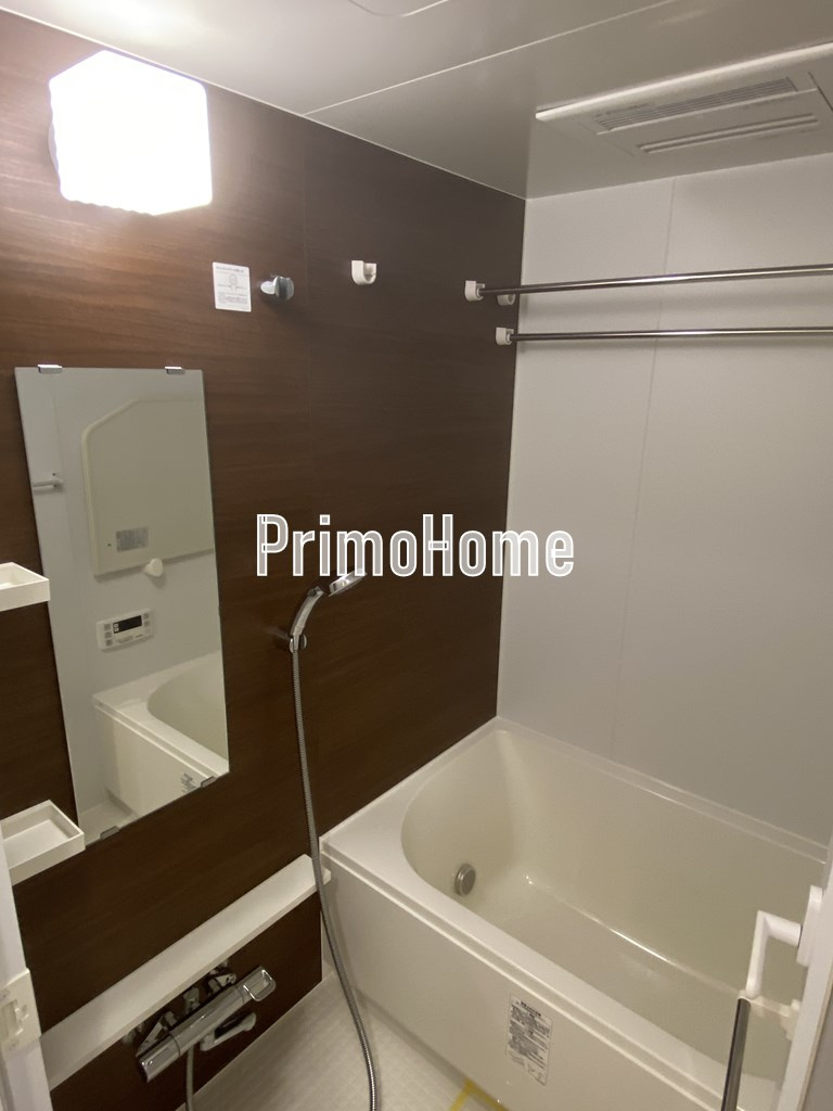 プラウドフラット外神田の浴室