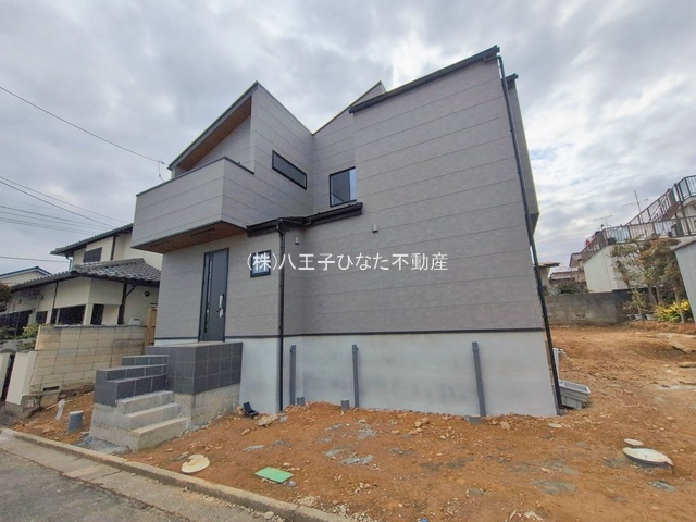 『八王子市新築戸建て』八王子市めじろ台3-18-14【仲介手数料無料】　２期の外観|～仲介手数料無料☆八王子ひなた不動産～八王子市めじろ台　新築戸建て