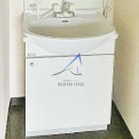 ストリーム氷川台の洗面所|独立洗面台です。