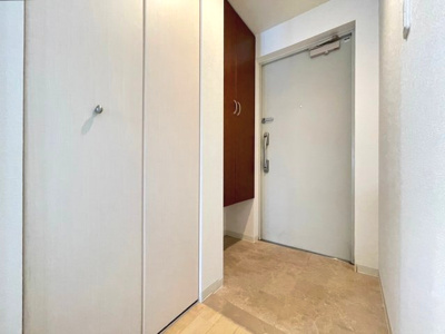 【玄関】 | エヴァン千里山