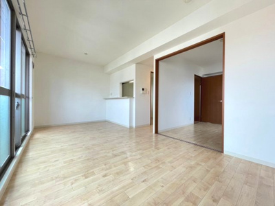 【居間・リビング】 | エヴァン千里山