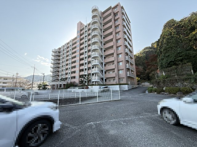 六泉寺ガーデンヒルズの外観