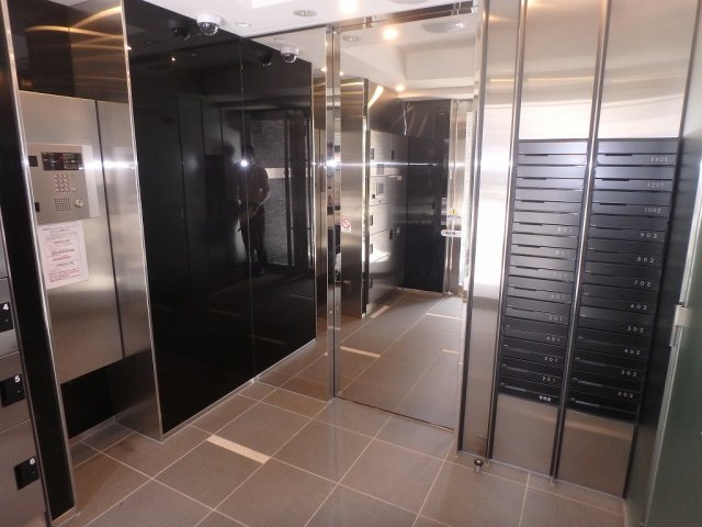 GRAN PASEO本駒込のエントランス