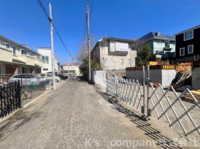 藤沢市辻堂東海岸1丁目　新築戸建　2号棟の前面道路含む現地写真|2026.3.14撮影◇