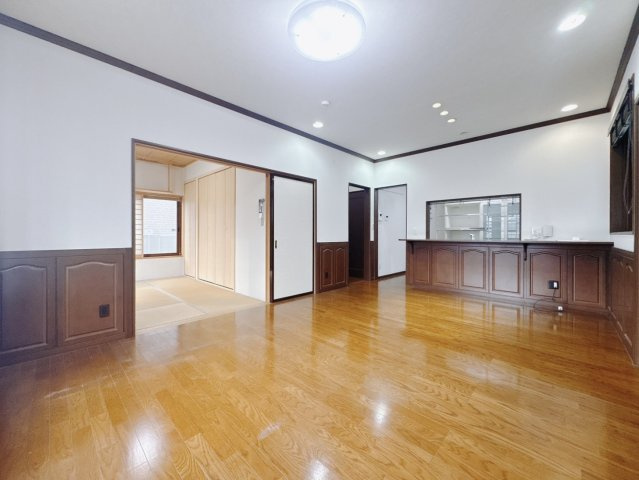 【中古戸建】足利市常見町1丁目の居間・リビング|■リビング