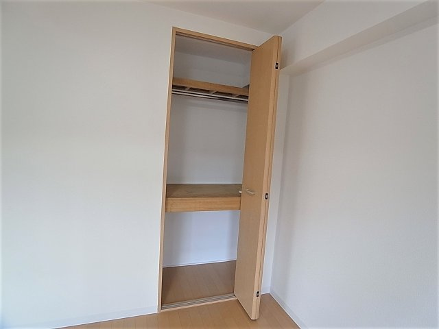 ラムール長田の収納|クローゼット2か所ございます